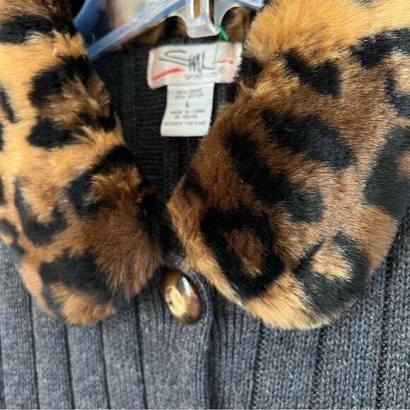 VTG Y2K SML Sweater Grey Ramie Blend Leopard Faux Collar Snap Front Flaw SZ L - Picture 2 of 11